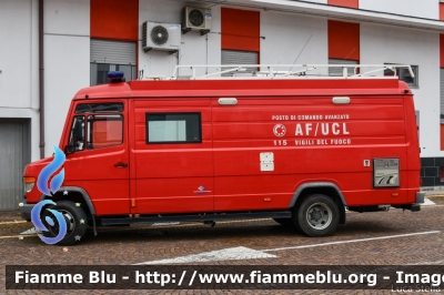 Mercedes-Benz Vario 814D
Vigili del Fuoco
Comando Provinciale di Reggio Emilia
AutoFurgone/Unità di Crisi Locale
Allestimento BAI
VF 23819
Parole chiave: Mercedes-Benz Vario_814D VF23819