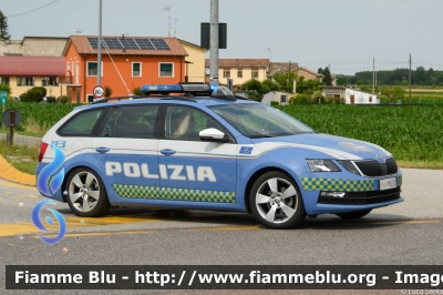 Skoda Octavia Wagon V serie
Polizia di Stato
Polizia Stradale
Allestimento Focaccia
POLIZIA M5232
Auto 7
In scorta alla Mille Miglia 2023
Parole chiave: Skoda Octavia_Wagon_Vserie POLIZIAM5232 1000_Miglia_2023