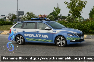 Skoda Octavia Wagon V serie
Polizia di Stato
Polizia Stradale
Allestimento Focaccia
POLIZIA M4769
Parole chiave: Skoda Octavia_Wagon_Vserie POLIZIAM4769 1000_Miglia_2022