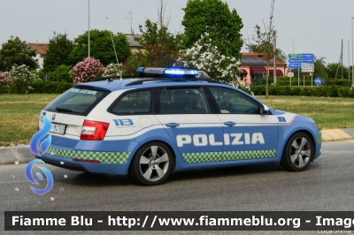 Skoda Octavia Wagon V serie
Polizia di Stato
Polizia Stradale
Allestimento Focaccia
POLIZIA M4769
Parole chiave: Skoda Octavia_Wagon_Vserie POLIZIAM4769 1000_Miglia_2022