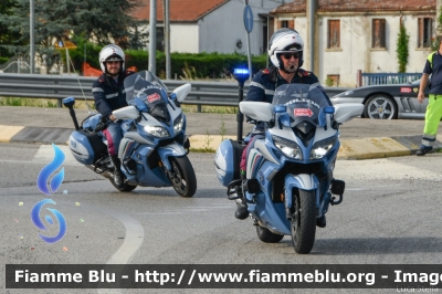 Yamaha FJR 1300 II serie
Polizia di Stato
Polizia Stradale
Allestimento Elevox
POLIZIA G3090
POLIZIA G3103
In scorta alla Mille Miglia 2022
Parole chiave: Yamaha FJR_1300_IIserie POLIZIAG3090 POLIZIAG3103 1000_Miglia_2022