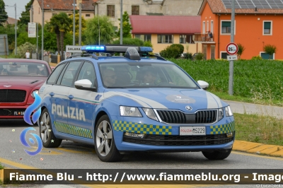 Skoda Octavia Wagon V serie
Polizia di Stato
Polizia Stradale
Allestimento Focaccia
POLIZIA M5229
Auto 9
In scorta alla Mille Miglia 2023
Parole chiave: Skoda Octavia_Wagon_Vserie POLIZIAM5229 1000_Miglia_2023