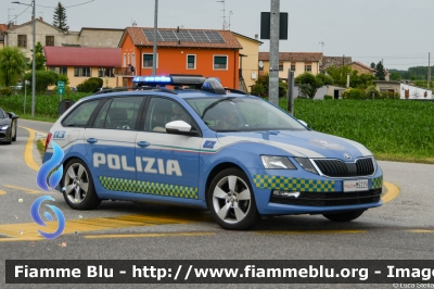 Skoda Octavia Wagon V serie
Polizia di Stato
Polizia Stradale
Allestimento Focaccia
POLIZIA M5229
Auto 9
In scorta alla Mille Miglia 2023
Parole chiave: Skoda Octavia_Wagon_Vserie POLIZIAM5229 1000_Miglia_2023