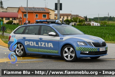 Skoda Octavia Wagon V serie
Polizia di Stato
Polizia Stradale
Allestimento Focaccia
POLIZIA M5229
Auto 9
In scorta alla Mille Miglia 2023
Parole chiave: Skoda Octavia_Wagon_Vserie POLIZIAM5229 1000_Miglia_2023