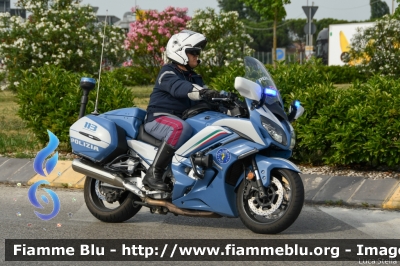 Yamaha FJR 1300 II serie
Polizia di Stato
Polizia Stradale
Allestimento Elevox
POLIZIA G3150
In scorta alla Mille Miglia 2022
Parole chiave: Yamaha FJR_1300_IIserie POLIZIAG3150 1000_Miglia_2022