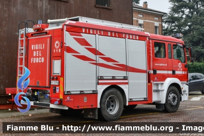 Man TGM 15.250 III serie
Vigili del Fuoco
Comando Provinciale di Reggio Emilia
AutoPompaSerbatoio allestimento BAI
VF 31750
Parole chiave: Man TGM_15.250_IIIserie VF31750