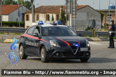 Alfa Romeo Nuova Giulietta restyle
Carabinieri
Nucleo Radiomobile
Allestimento FCA
Decorazione Grafica Artlantis
CC ED 089
Parole chiave: Alfa-Romeo Nuova_Giulietta_restyle CCED089 1000_Miglia_2022