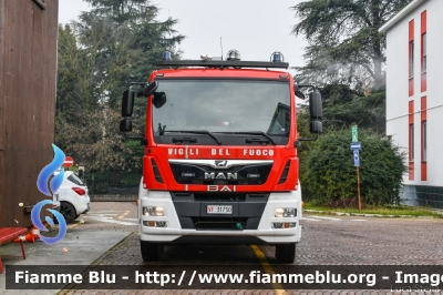 Man TGM 15.250 III serie
Vigili del Fuoco
Comando Provinciale di Reggio Emilia
AutoPompaSerbatoio allestimento BAI
VF 31750
Parole chiave: Man TGM_15.250_IIIserie VF31750