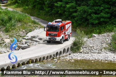 Man TGM 13.290 4x4 II serie
Vigili del Fuoco
Comando Provinciale di Bologna
Distaccamento Volontario di Fontanelice
Allestimento BAI
VF 30878
Parole chiave: Man TGM_13.290_4x4_IIserie VF30878 Santerno