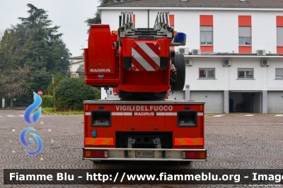 Iveco EuroFire 150E28 II serie
Vigili del Fuoco
Comando Provinciale di Reggio Emilia
AutoScala da 30 metri allestimento Iveco-Magirus
VF 22939
Parole chiave: Iveco EuroFire_150E28_IIserie  VF22939