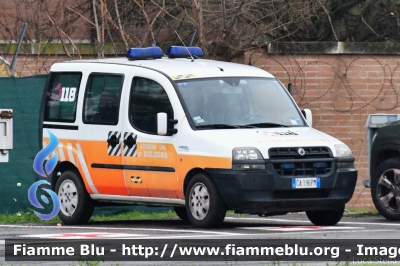 Fiat Doblò I Serie
118 Bologna Soccorso
Azienda USL di Bologna
Allestimento Vision
Automedica "BO0007"
Parole chiave: Fiat Doblò_ISerie Automedica