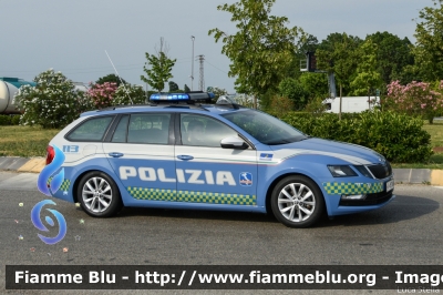 Skoda Octavia Wagon V serie
Polizia di Stato
Polizia Stradale 
in servizio sulla rete Autostrade per l'Italia
Allestimento Focaccia
POLIZIA M3768
Parole chiave: Skoda Octavia_Wagon_Vserie POLIZIAM3768 1000_Miglia