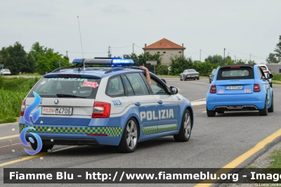 Skoda Octavia Wagon V serie
Polizia di Stato
Polizia Stradale
Allestimento Focaccia
POLIZIA M4706
Auto 11
In scorta alla Mille Miglia 2023
Parole chiave: Skoda Octavia_Wagon_Vserie POLIZIAM4706 1000_Miglia_2023