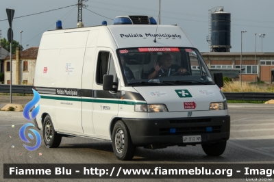 Fiat Ducato II serie
Polizia Locale Brescia
In Scorta alla Mille Miglia 2022
Parole chiave: Fiat Ducato_IIserie 1000_Miglia_2022