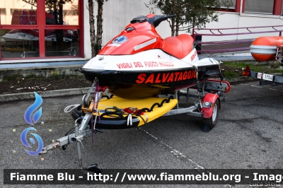 Bombardier Sea Doo GTI 4-Tec 130
Vigili del Fuoco
Comando Provinciale di Bologna
Nucleo Soccorso Acquatico di Superficie
VF R3707
Parole chiave: Bombardier Sea_Doo_GTI_4-Tec_130 VFR3707 Santa_Barbara_2018