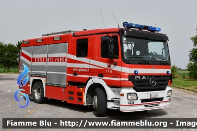 Mercedes-Benz Actros 1841 II serie
Vigili del Fuoco
Comando Provinciale di Ferrara
Distaccamento Permanente di Codigoro (FE)
AutoPompaSerbatoio allestimento Bai
Ricondizionata Fortini
VF 23351
Parole chiave: Mercedes-Benz Actros1841_IIserie VF23351