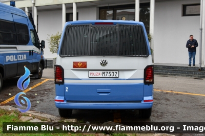 Volkswagen T6.1 Multivan
Polizia di Stato
2° Reparto Mobile - Padova
Allestito Focaccia
POLIZIA M7502
Parole chiave: Volkswagen T6.1_Multivan POLIZIAM7502