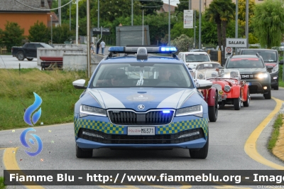 Skoda Superb Wagon III serie restyle
Polizia di Stato
Polizia Stradale
Allestimento Focaccia
POLIZIA M6371
Auto 4
In scorta alla Mille Miglia 2023
Parole chiave: Skoda Superb_Wagon_IIIserie POLIZIAM6371 1000_Miglia_2023