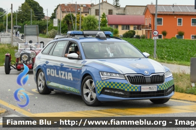 Skoda Superb Wagon III serie restyle
Polizia di Stato
Polizia Stradale
Allestimento Focaccia
POLIZIA M6371
Auto 4
In scorta alla Mille Miglia 2023
Parole chiave: Skoda Superb_Wagon_IIIserie POLIZIAM6371 1000_Miglia_2023