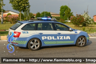 Skoda Octavia Wagon V serie
Polizia di Stato
Polizia Stradale
Allestimento Focaccia
POLIZIA M4769
Parole chiave: Skoda Octavia_Wagon_Vserie POLIZIAM4769 1000_Miglia_2022