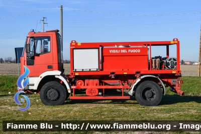  Iveco EuroCargo 135E23 4x4 I serie
Vigili del Fuoco
Comando Provinciale di Bologna
Distaccamento Volontario di Molinella
Allestimento Fortini
VF 21587 
Parole chiave:  Iveco EuroCargo_135E23_4x4_Iserie VF21587 