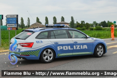 Skoda Superb Wagon III serie restyle
Polizia di Stato
Polizia Stradale
Allestimento Focaccia
POLIZIA M6368
Auto 1
In scorta alla Mille Miglia 2023
Parole chiave: Skoda Superb_Wagon_IIIserie POLIZIAM6368 1000_Miglia_2023