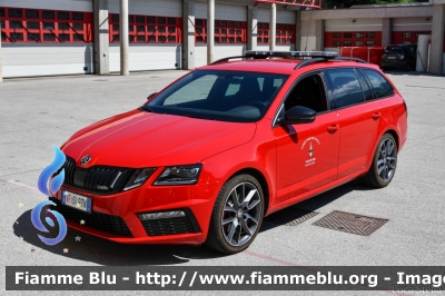 Skoda Octavia VRS IV serie
Vigili del Fuoco
Unione Distrettuale Alto Garda e Ledro
Corpo Volontario di Riva del Garda (TN)
VF 5L9 TN
Parole chiave: Skoda Octavia_VRS_IVserie VF5L9TN