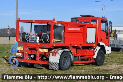  Iveco EuroCargo 135E23 4x4 I serie
Vigili del Fuoco
Comando Provinciale di Bologna
Distaccamento Volontario di Molinella
Allestimento Fortini
VF 21587 
Parole chiave:  Iveco EuroCargo_135E23_4x4_Iserie VF21587 