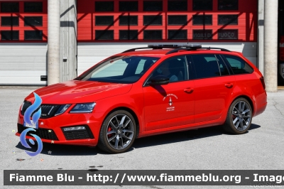 Skoda Octavia VRS IV serie
Vigili del Fuoco
Unione Distrettuale Alto Garda e Ledro
Corpo Volontario di Riva del Garda (TN)
VF 5L9 TN
Parole chiave: Skoda Octavia_VRS_IVserie VF5L9TN