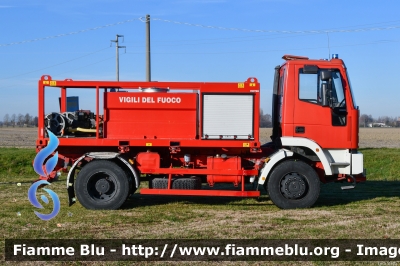  Iveco EuroCargo 135E23 4x4 I serie
Vigili del Fuoco
Comando Provinciale di Bologna
Distaccamento Volontario di Molinella
Allestimento Fortini
VF 21587 
Parole chiave:  Iveco EuroCargo_135E23_4x4_Iserie VF21587 