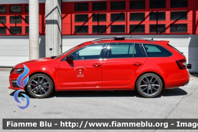 Skoda Octavia VRS IV serie
Vigili del Fuoco
Unione Distrettuale Alto Garda e Ledro
Corpo Volontario di Riva del Garda (TN)
VF 5L9 TN
Parole chiave: Skoda Octavia_VRS_IVserie VF5L9TN