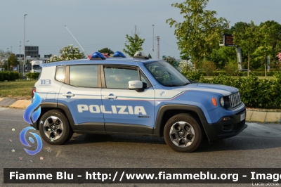 Jeep Renegade
Polizia di Stato
Reparto Prevenzione Crimine
POLIZIA N5885
Parole chiave: Jeep Renegade POLIZIAN5885 1000_Miglia_2022