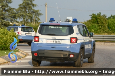 Jeep Renegade
Polizia di Stato
Reparto Prevenzione Crimine
POLIZIA N5885
Parole chiave: Jeep Renegade POLIZIAN5885 1000_Miglia_2022