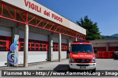 Mercedes-Benz Sprinter 4x4 III serie
Vigili del Fuoco
Unione Distrettuale Alto Garda e Ledro
Corpo Volontario di Riva del Garda (TN)
Allestimento Kofler Fahrzeugbau
VF 5K3 TN
Parole chiave: Mercedes-Benz Sprinter_4x4_IIIserie VF5K3TN