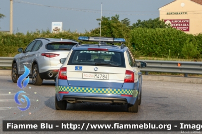 Skoda Octavia Wagon V serie
Polizia di Stato
Polizia Stradale
Allestimento Focaccia
POLIZIA M4784
Parole chiave: Skoda Octavia_Wagon_Vserie POLIZIAM4784 1000_Miglia_2022