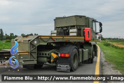 Iveco EuroTech 440E38 
Aeronautica Militare Italiana
COMAER - Comando Aeronautica
Quartier Generale
Aeroporto Centocelle
AM BM 824
1000 Miglia 2023
Parole chiave: Iveco EuroTech 440E38  AMBM824 1000_Miglia_2023