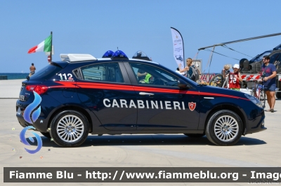 Alfa Romeo Nuova Giulietta restyle
Carabinieri
Nucleo Operativo Radiomobile
Allestimento NCT Nuova Carrozzeria Torinese
Decorazione Grafica Artlantis
CC ED 343
Parole chiave: Alfa-Romeo Nuova_Giulietta_restyle CCED343 Bell_Italia_2021