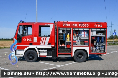  Iveco CityEuroFire 100E21 I serie
Vigili del Fuoco
Comando Provinciale di Bologna
Distaccamento Volontario di Medicina
AutoPompaSerbatoio allestimento Iveco-Magirus
Ricondizionato Fortini
VF 19792 
Parole chiave:  Iveco CityEuroFire_100E21_Iserie VF19792