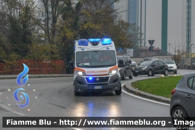 Fiat Ducato X290
Fondazione Catis Bologna
Allestimento EDM Forlì
34
Parole chiave: Fiat Ducato_X290 Ambulanza