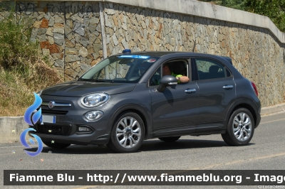 Fiat 500X
Polizia di Stato
Polizia Stradale
In Scorta al Tour de France 2024
Parole chiave: Fiat 500X Tour_DE_France_2024