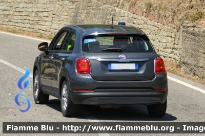 Fiat 500X
Polizia di Stato
Polizia Stradale
In Scorta al Tour de France 2024
Parole chiave: Fiat 500X Tour_DE_France_2024