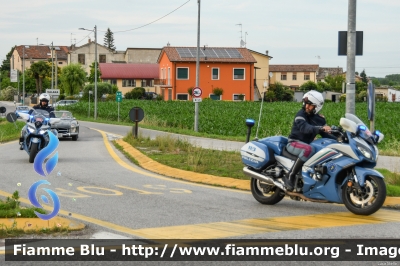 Yamaha FJR 1300 II serie
Polizia di Stato
Polizia Stradale
Allestimento Elevox
POLIZIA G3399
POLIZIA G3150
In scorta alla Mille Miglia 2023
Parole chiave: Yamaha FJR_1300_IIserie POLIZIAG3399 POLIZIAG3150 1000_Miglia_2023