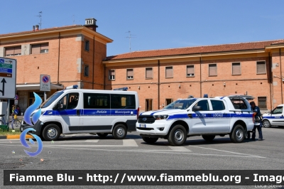 Ford Ranger IX serie
Polizia Locale Ferrara
Unità Cinofila
Allestimento Bertazzoni Veicoli Speciali
Ferrara 41
Parole chiave: Ford Ranger_IXserie