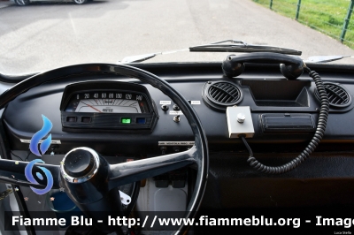 Fiat 238/E
Associazione Pubblica Assistenza Ferrarese - ODV
Allestimento Vision
Allestimento Savio
Parole chiave: Fiat 238/E AmbulanzA