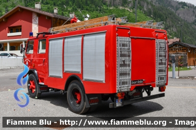 OM N100
Vigili del Fuoco
Unione Distrettuale di Fiemme
Corpo Volontario di Predazzo (TN)
Allestimento Baribbi
VF 7T8 TN
Parole chiave: OM N100 VF7T8TN