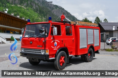 OM N100
Vigili del Fuoco
Unione Distrettuale di Fiemme
Corpo Volontario di Predazzo (TN)
Allestimento Baribbi
VF 7T8 TN
Parole chiave: OM N100 VF7T8TN