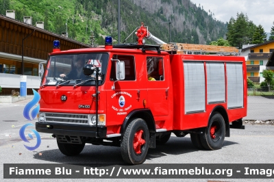 OM N100
Vigili del Fuoco
Unione Distrettuale di Fiemme
Corpo Volontario di Predazzo (TN)
Allestimento Baribbi
VF 7T8 TN
Parole chiave: OM N100 VF7T8TN