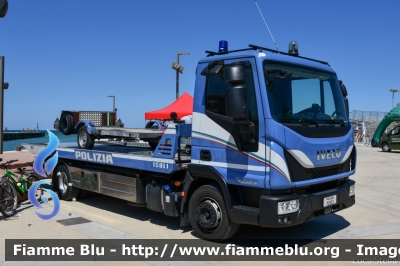 Iveco EuroCargo 120-220L IV serie
Polizia di Stato
Allestimento Isoli
Decorazione Grafica Artlantis
POLIZIA M2853
Parole chiave: Iveco EuroCargo_120-220L_IVserie POLIZIAM2853 Bell_Italia_2021