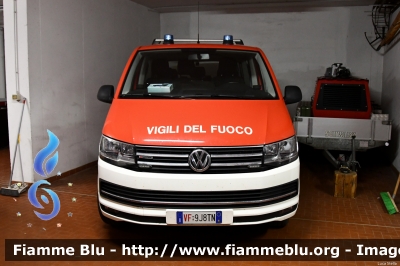 Volkswagen Transporter T6 4Motion
Vigili del Fuoco
Unione Distrettuale di Fiemme (TN)
ospitato dal Corpo Volontario di Predazzo (TN)
VF 9J8 TN
Parole chiave: Volkswagen Transporter_T6_4Motion VF9J8TN