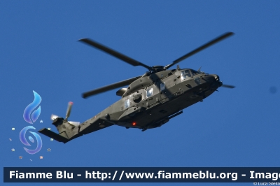 NHI NH-90 TTH
Esercito Italiano
7º Reggimento AVES "Vega"
EI 230
Parole chiave: NHI NH-90 TTH EI229 EI230